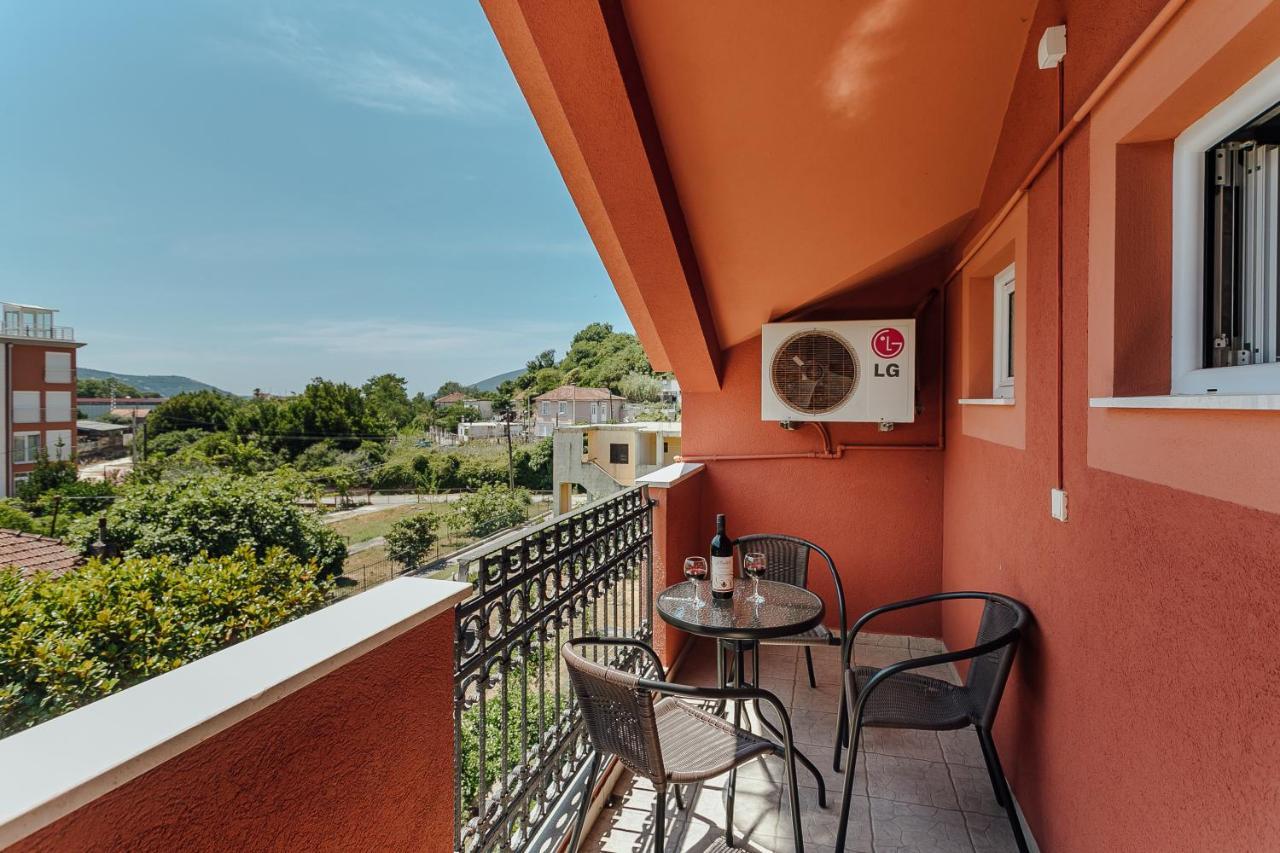 Guest House Villa Zivanovic Herceg Novi Exteriér fotografie