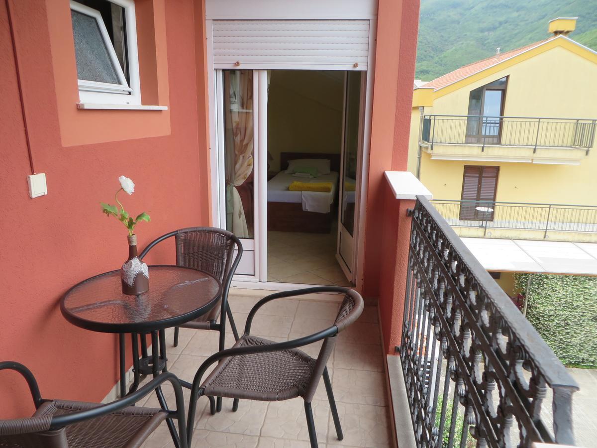 Guest House Villa Zivanovic Herceg Novi Exteriér fotografie