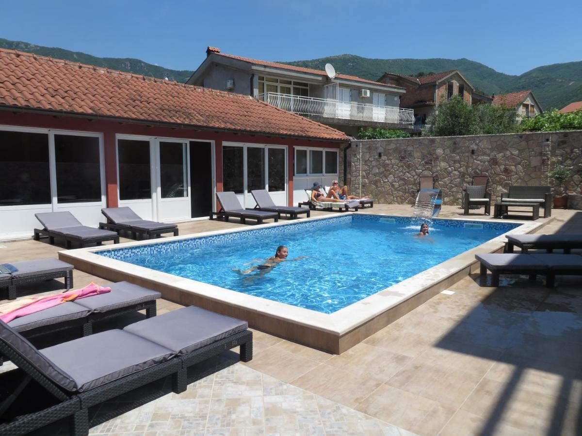 Guest House Villa Zivanovic Herceg Novi Exteriér fotografie