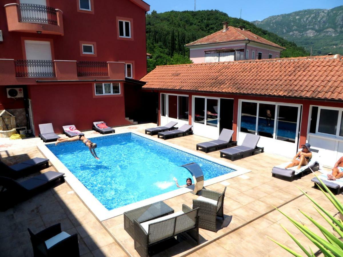 Guest House Villa Zivanovic Herceg Novi Exteriér fotografie